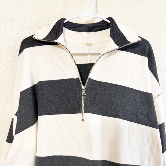 NWT Free People Coastal Stripe Pullover in Carbon Champagne Cream Rugby Top S - Picture 4 of 8